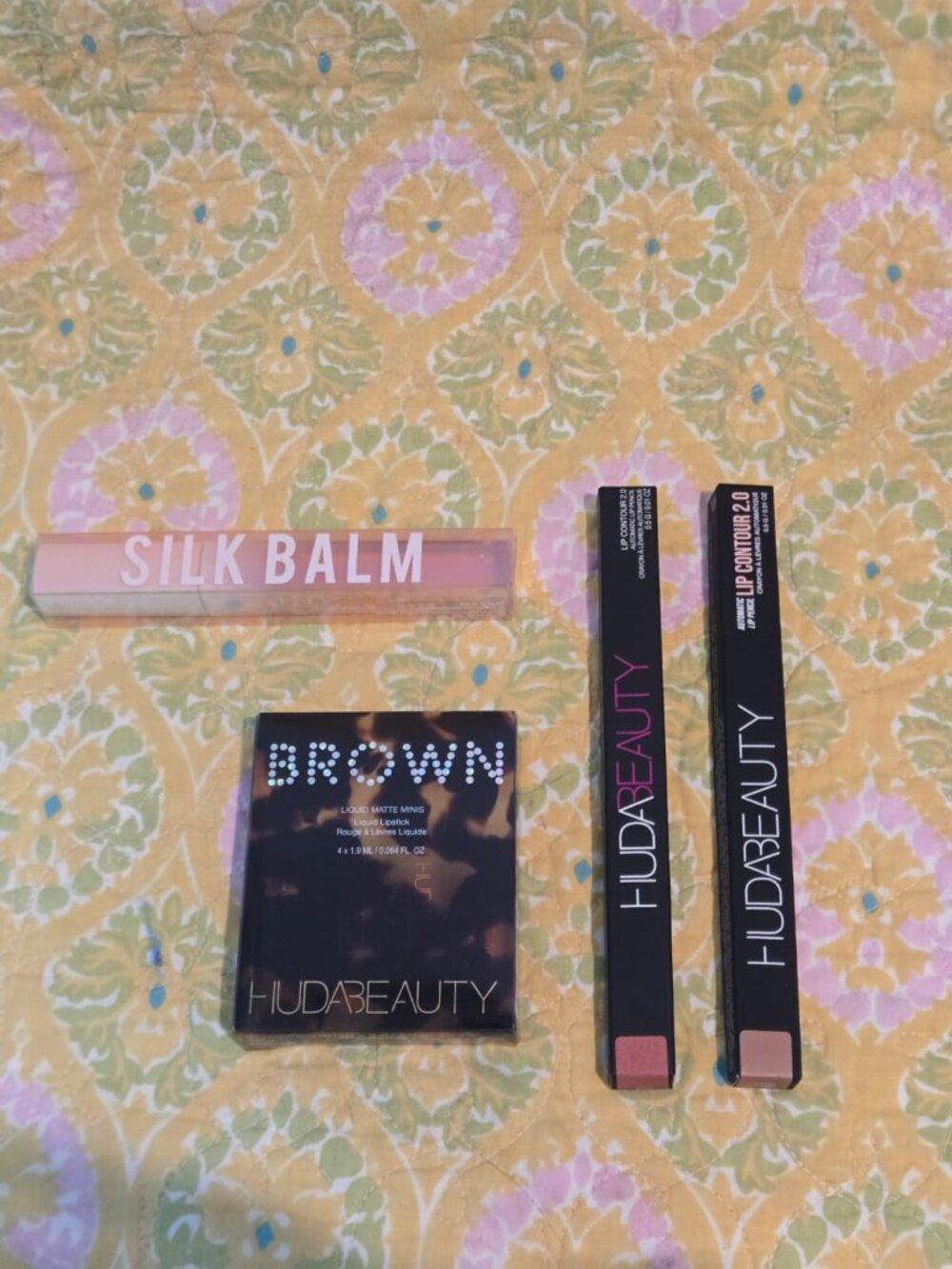 Huda Beauty Lip Set